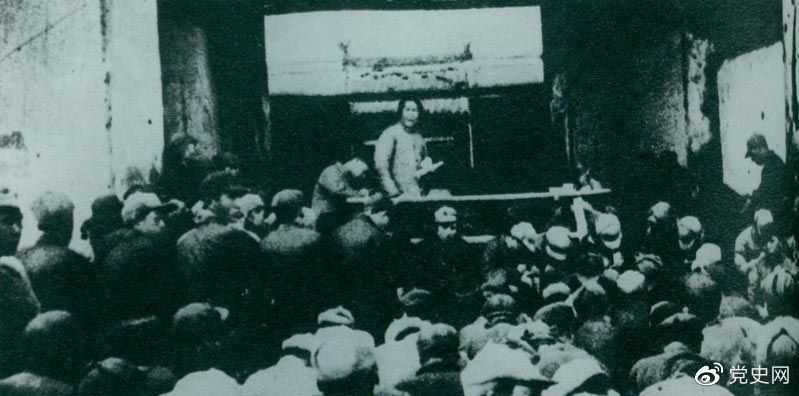 1935年12月27日，毛澤東在陜北瓦窯堡黨的活動分子會議上作《論反對日本帝國主義的策略》報告。